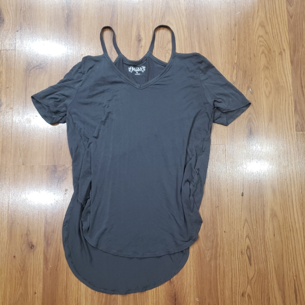 Gray Mudd open-shoulder Shirt!